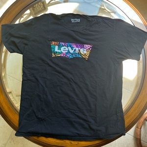 🎨LEVI’S🎨 - Vintage Levi’s T-Shirt - Size Lg-Mens